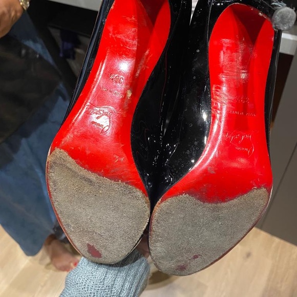 Christian Louboutin, black patent, 39.5 - Picture 2 of 3